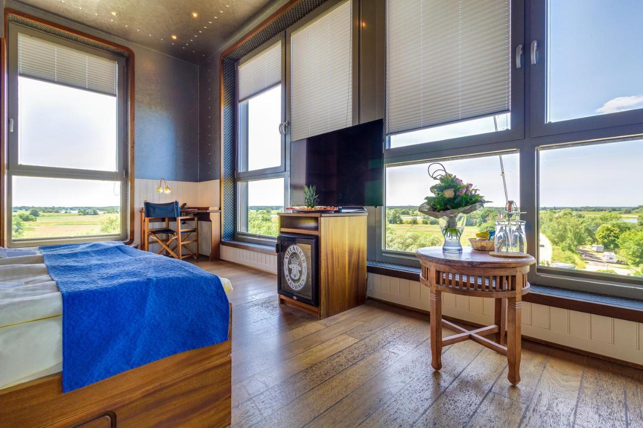 Hotel Doemitzer Hafen Bagian luar foto