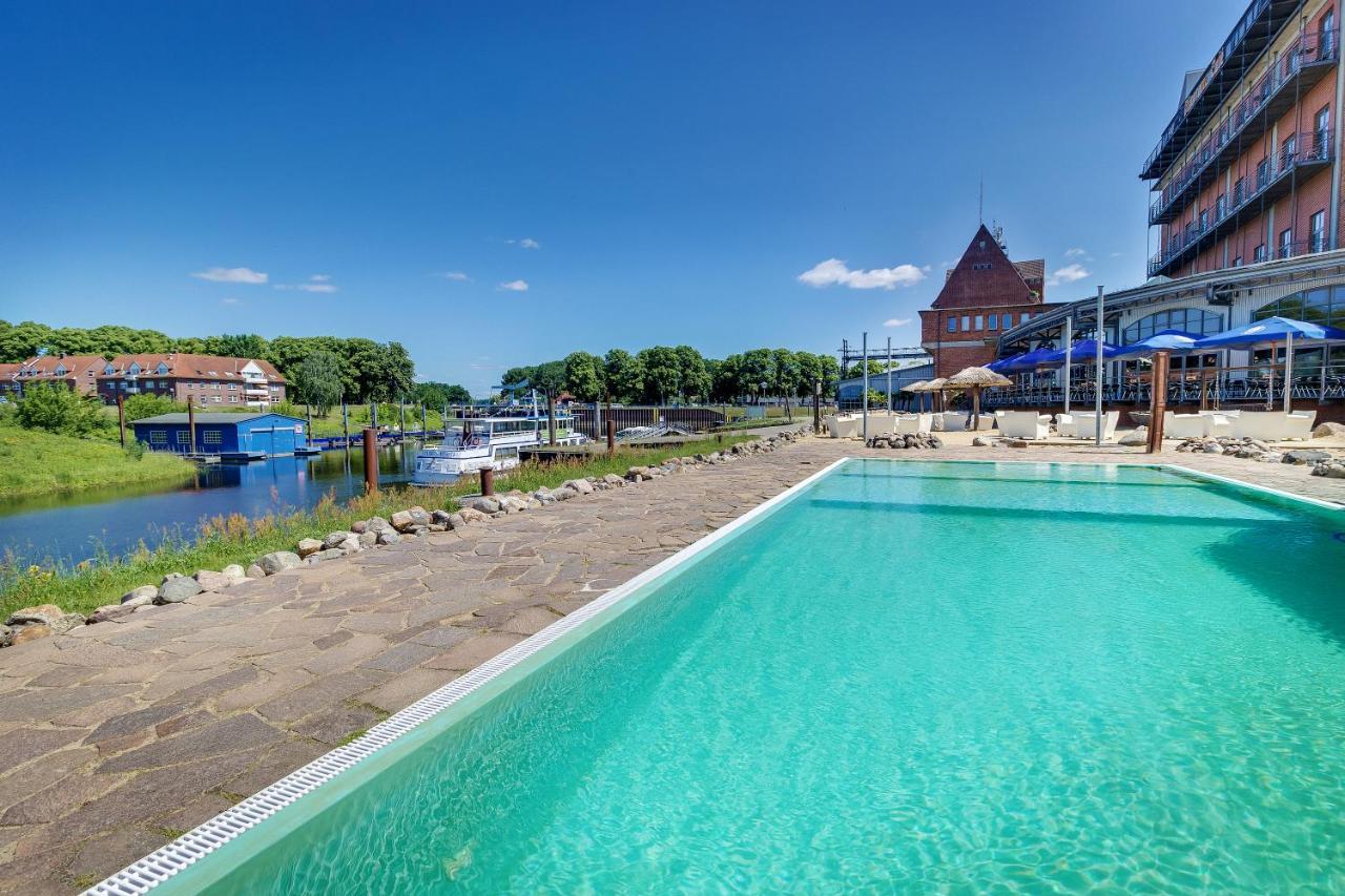 Hotel Doemitzer Hafen Bagian luar foto