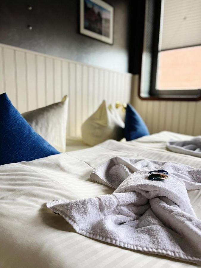 Hotel Doemitzer Hafen Bagian luar foto