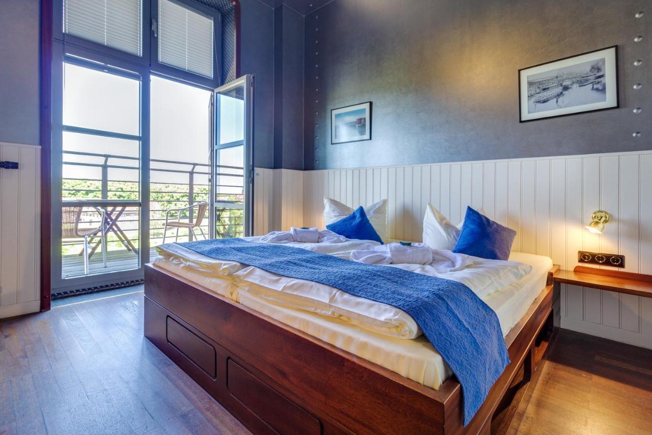 Hotel Doemitzer Hafen Bagian luar foto