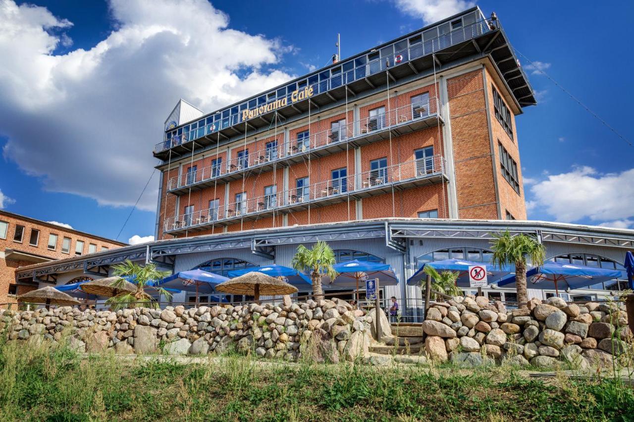 Hotel Doemitzer Hafen Bagian luar foto