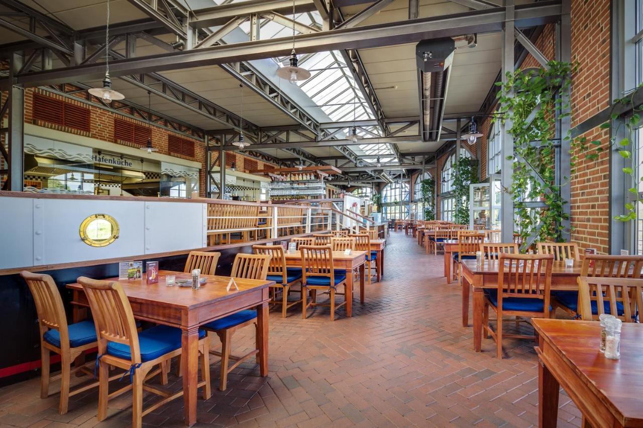 Hotel Doemitzer Hafen Bagian luar foto